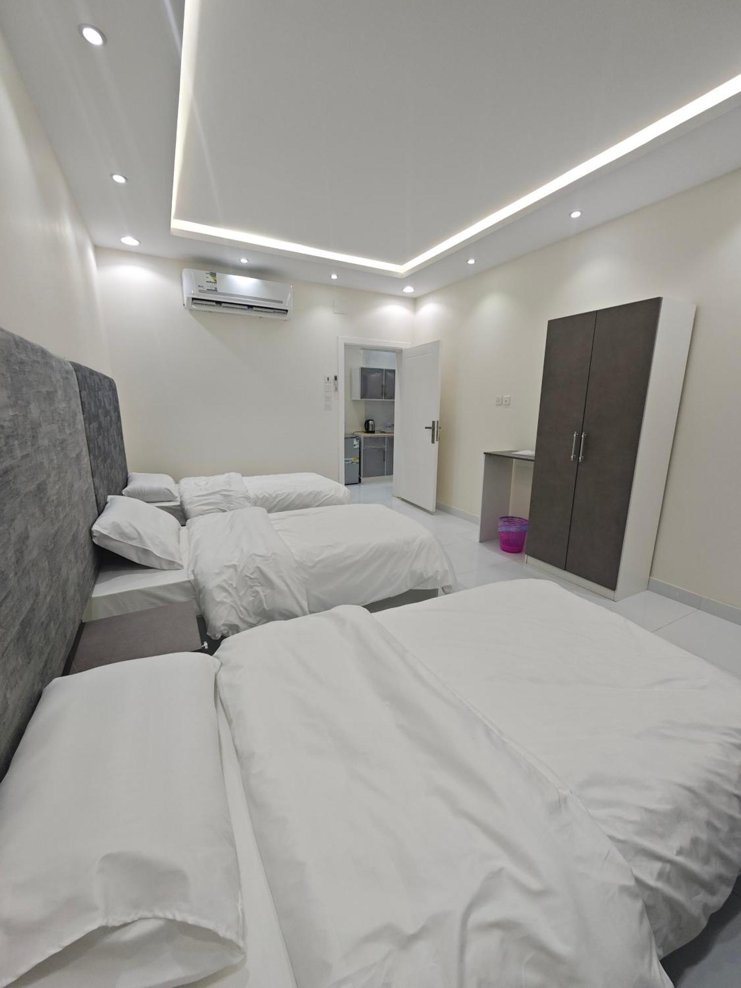 Yaqoot Al Madina Suites Al Awali Εξωτερικό φωτογραφία
